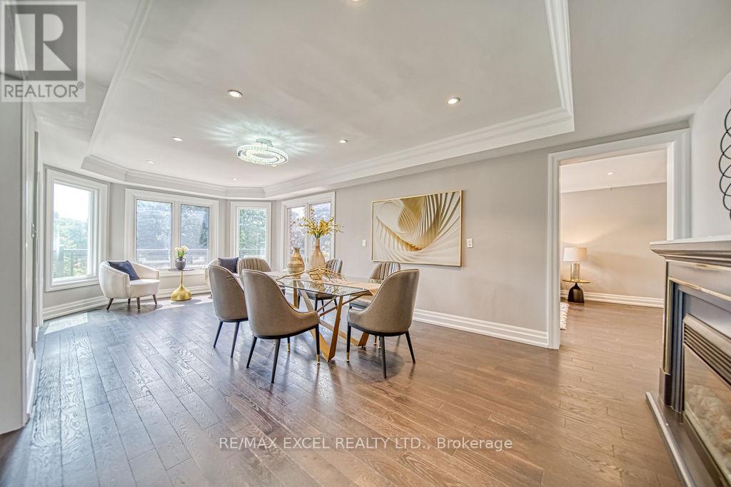 88 Montgomery Court, Markham, Ontario  L3R 0C1 - Photo 10 - N12602372