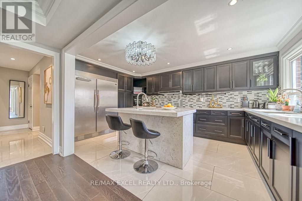 88 Montgomery Court, Markham, Ontario  L3R 0C1 - Photo 14 - N12602372