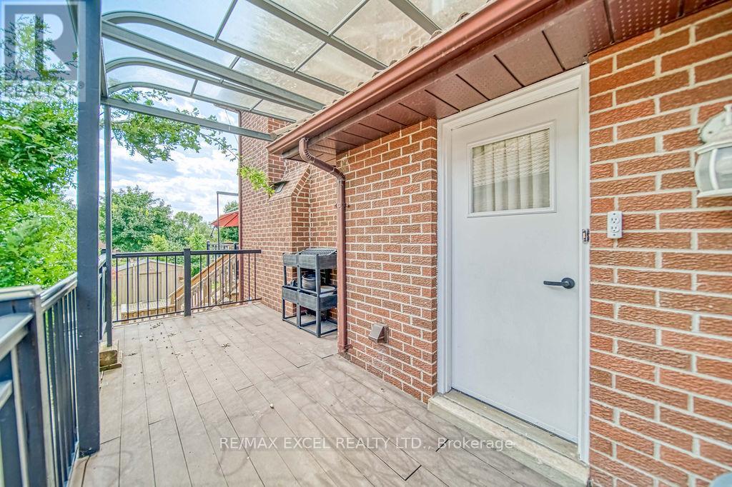 88 Montgomery Court, Markham, Ontario  L3R 0C1 - Photo 20 - N12602372