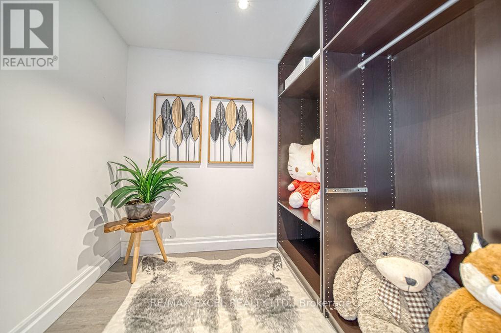 88 Montgomery Court, Markham, Ontario  L3R 0C1 - Photo 24 - N12602372