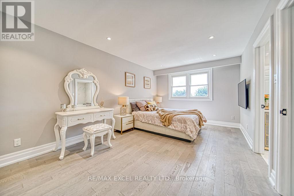 88 Montgomery Court, Markham, Ontario  L3R 0C1 - Photo 27 - N12602372