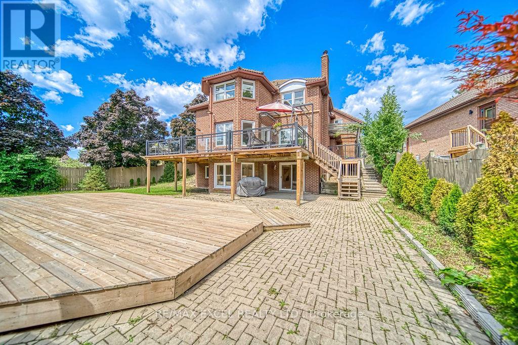 88 Montgomery Court, Markham, Ontario  L3R 0C1 - Photo 45 - N12602372