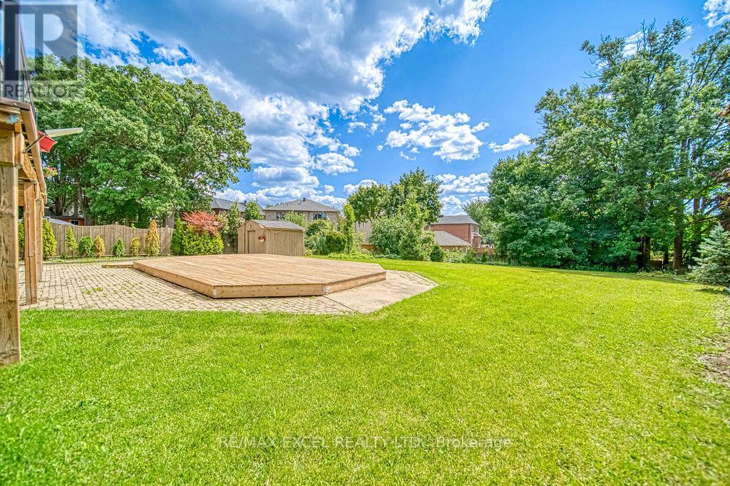 88 Montgomery Court, Markham, Ontario  L3R 0C1 - Photo 46 - N12602372