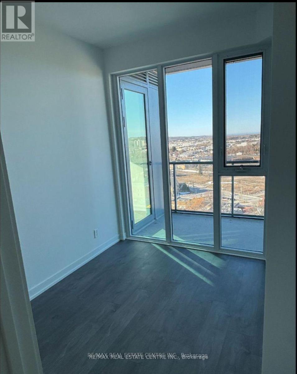 2001 - 39 Mary St Street, Barrie (City Centre), Ontario  L4N 1S9 - Photo 14 - S12602308