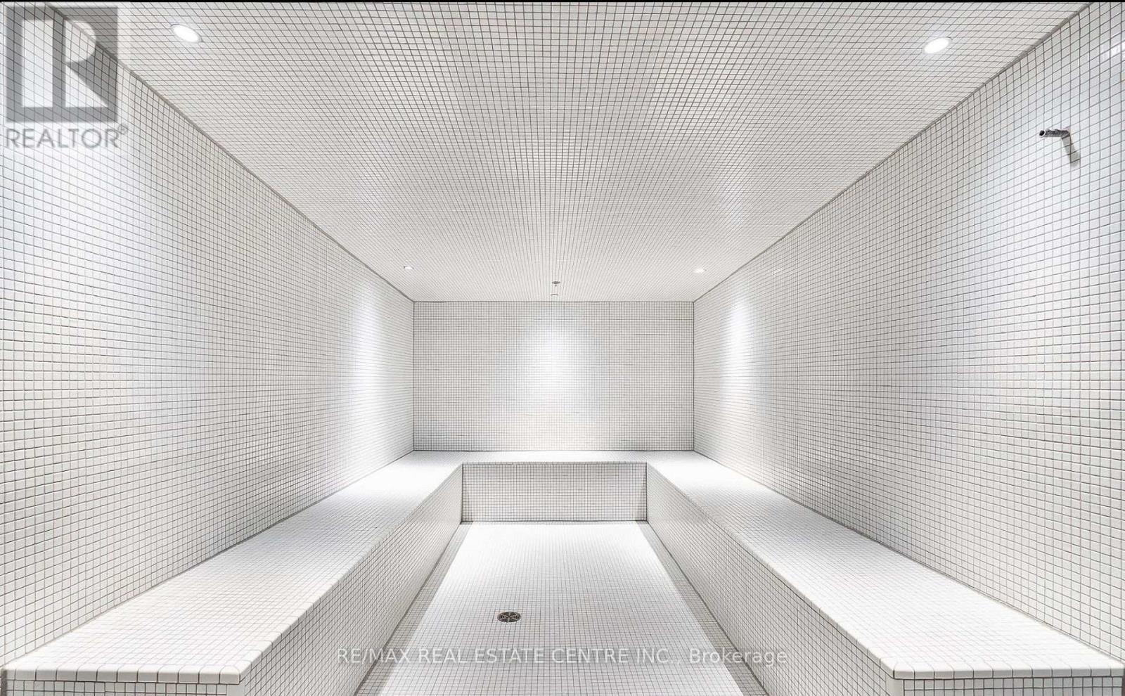 2001 - 39 Mary St Street, Barrie (City Centre), Ontario  L4N 1S9 - Photo 26 - S12602308