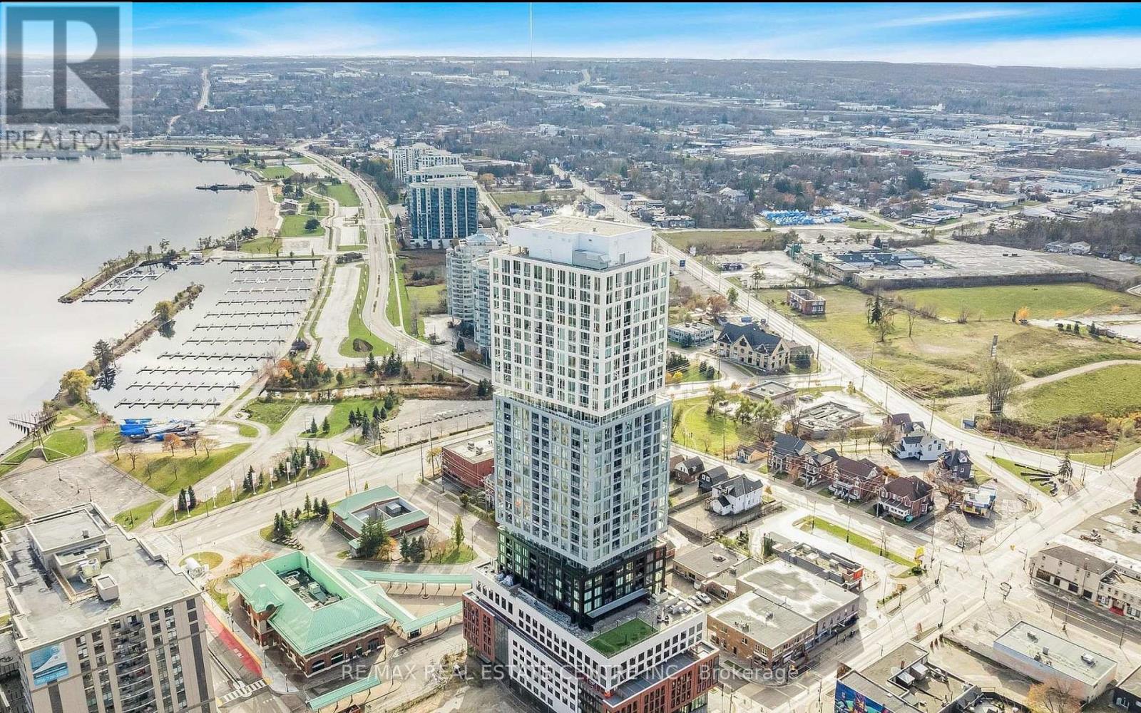 2001 - 39 Mary St Street, Barrie (City Centre), Ontario  L4N 1S9 - Photo 29 - S12602308