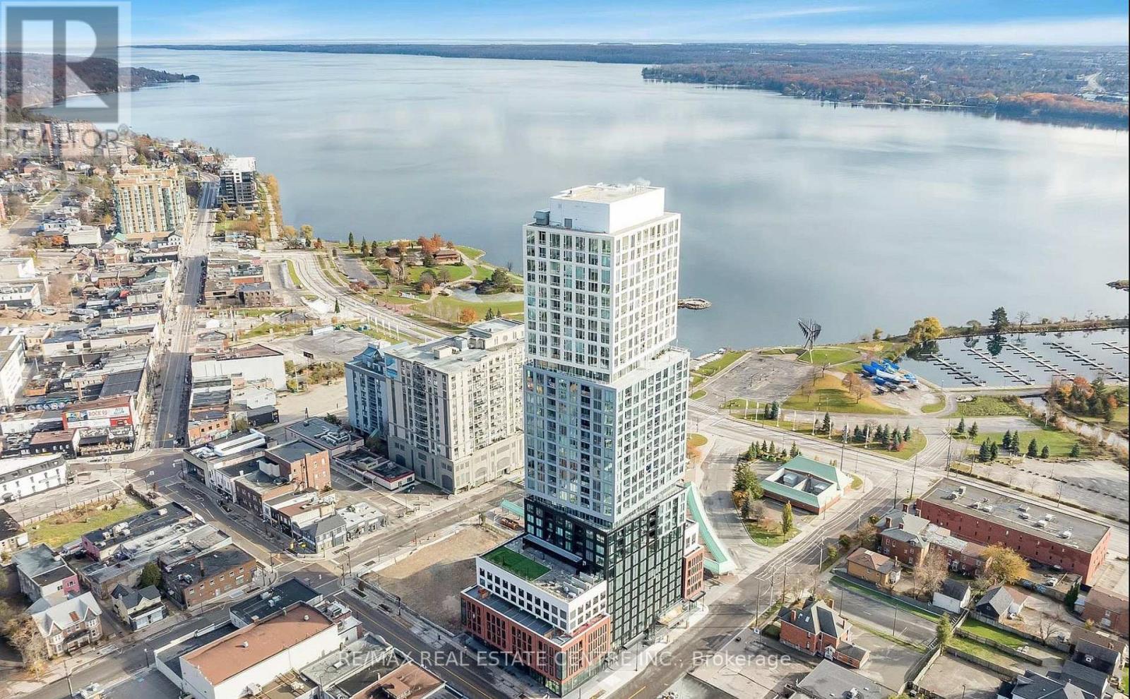 2001 - 39 Mary St Street, Barrie (City Centre), Ontario  L4N 1S9 - Photo 30 - S12602308