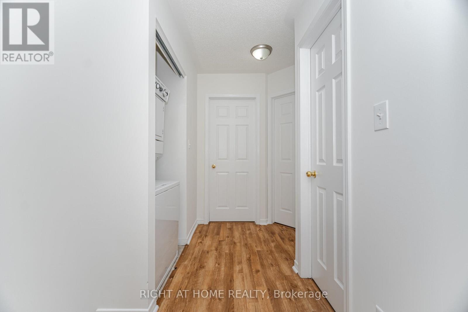 23 Peartree Court, Barrie (Allandale Heights), Ontario L4N 6N7 - Photo 21 - S12602362