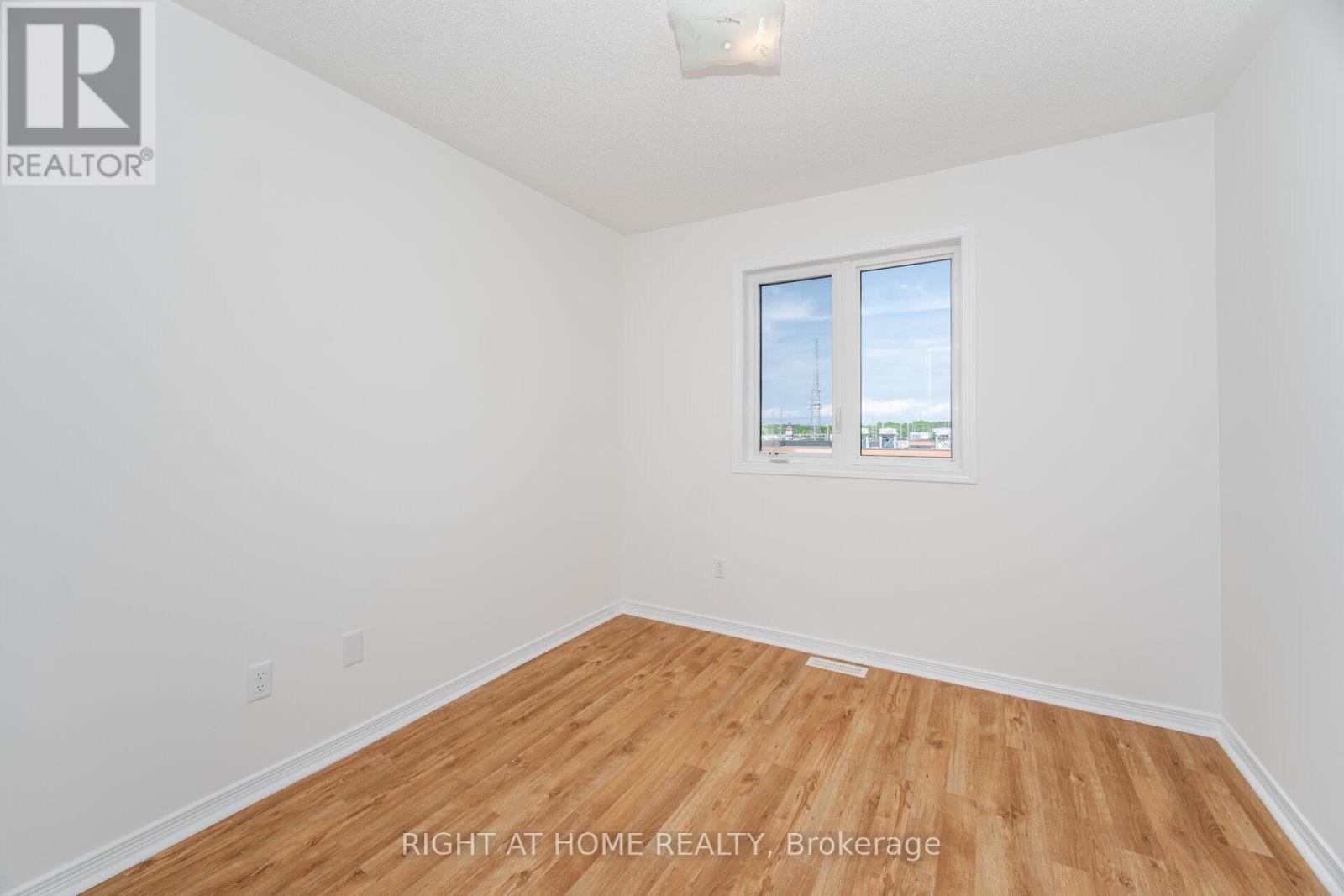 23 Peartree Court, Barrie (Allandale Heights), Ontario L4N 6N7 - Photo 25 - S12602362