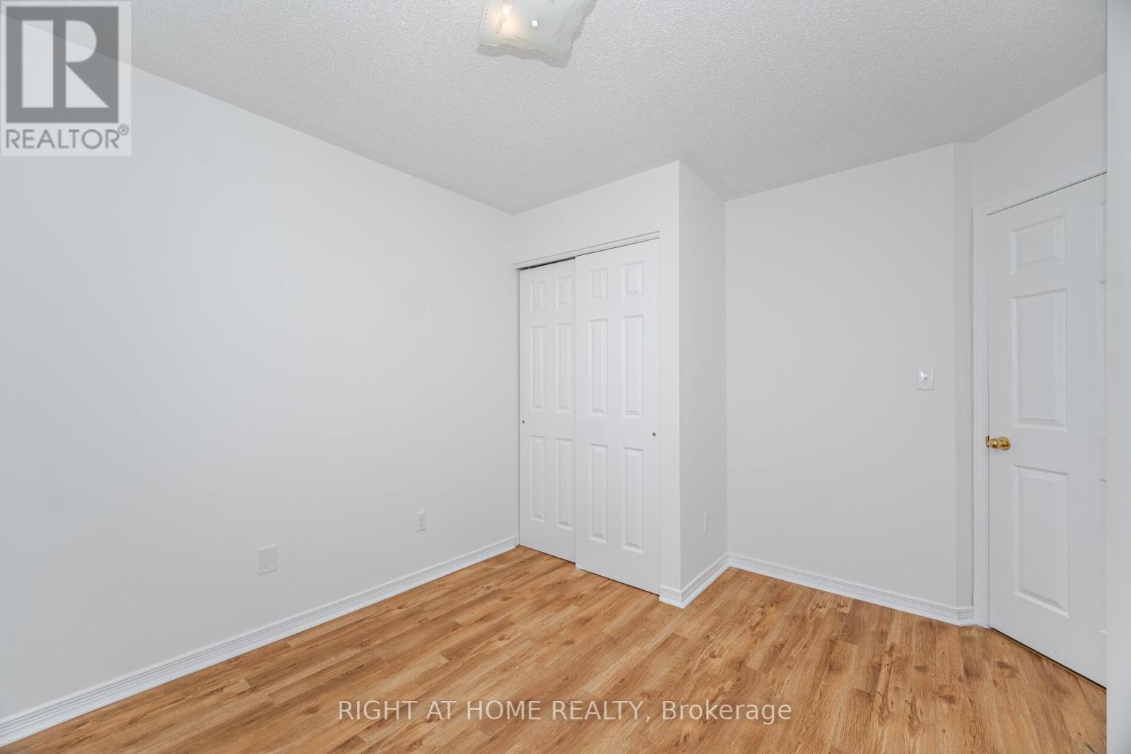 23 Peartree Court, Barrie (Allandale Heights), Ontario L4N 6N7 - Photo 28 - S12602362