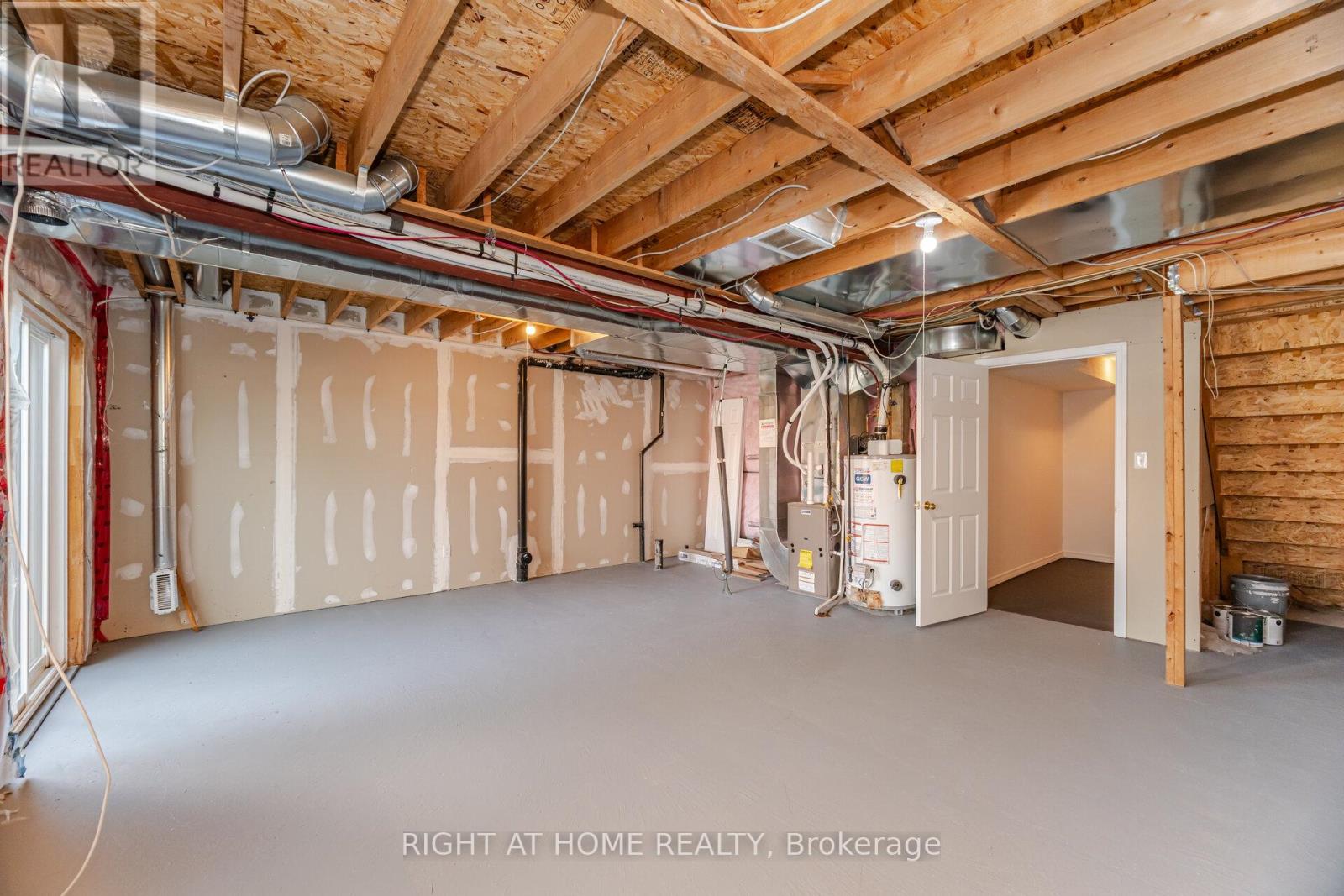 23 Peartree Court, Barrie (Allandale Heights), Ontario L4N 6N7 - Photo 32 - S12602362