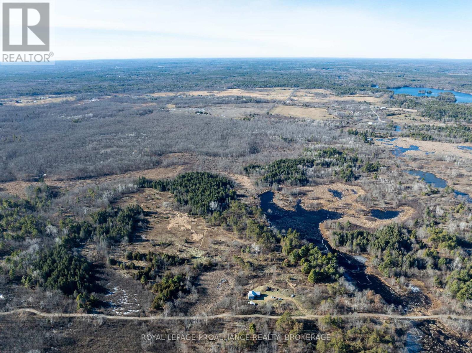 1236 DAVEY ROAD, Frontenac, Ontario