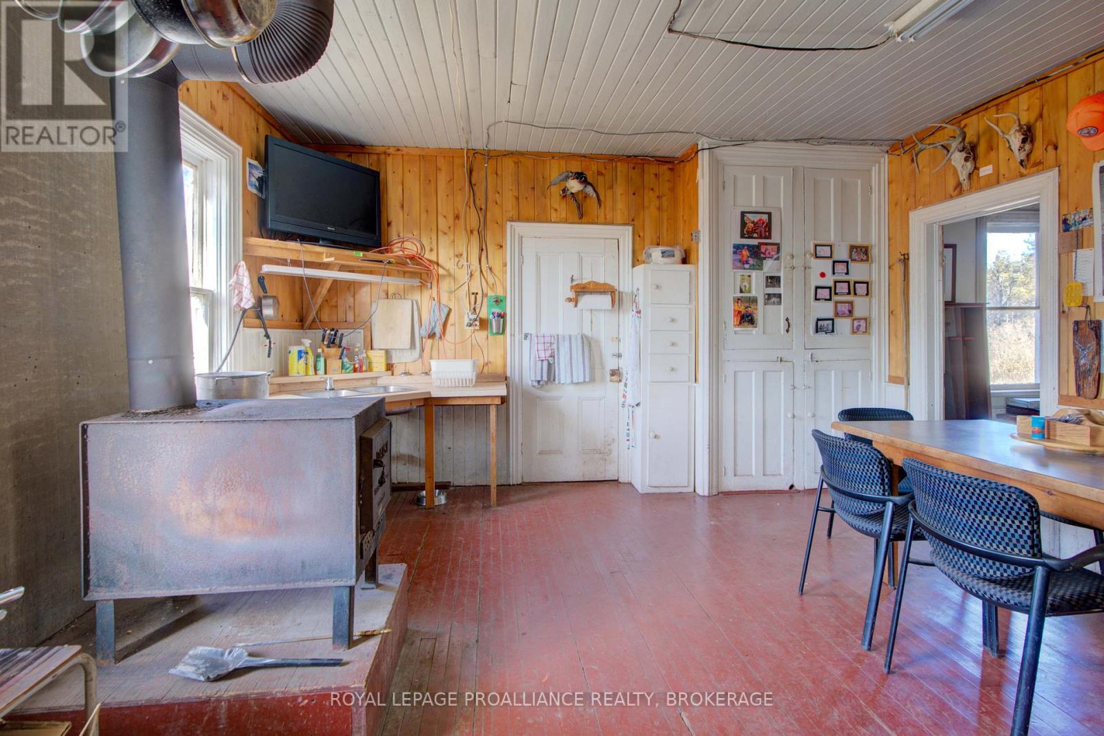 1236 Davey Road, Frontenac, Ontario  K0H 2T0 - Photo 12 - X12602486