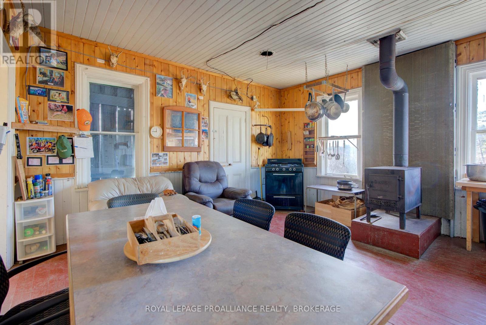 1236 Davey Road, Frontenac, Ontario  K0H 2T0 - Photo 14 - X12602486