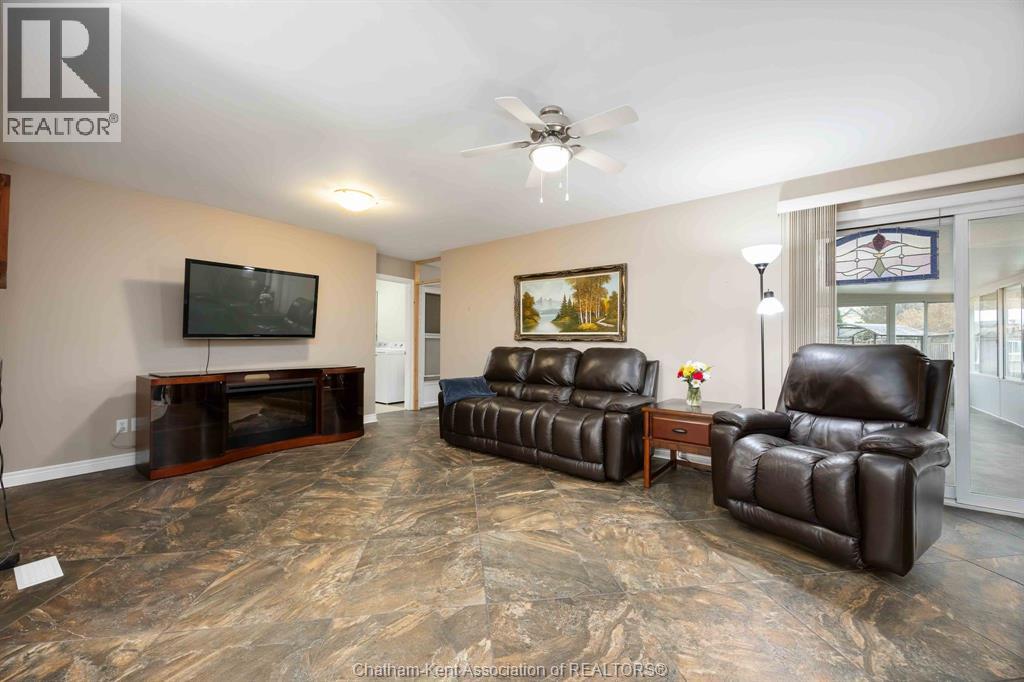 503 Trerice Street West, Dresden, Ontario  N0P 1M0 - Photo 11 - 25031104