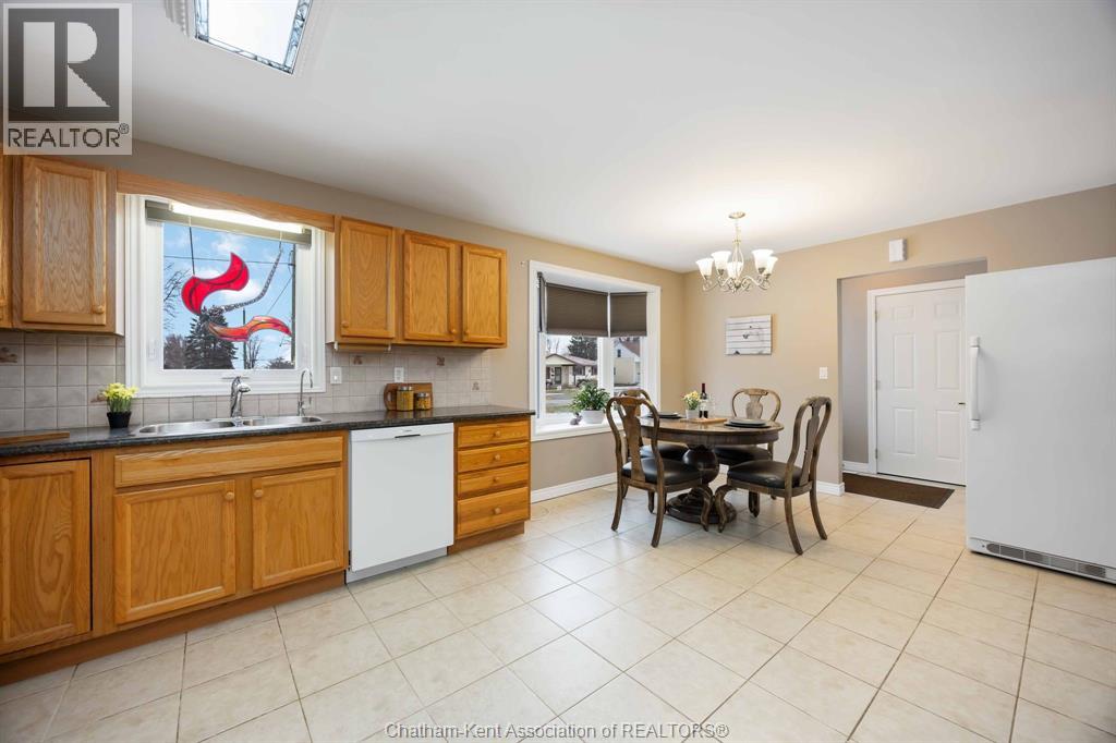 503 Trerice Street West, Dresden, Ontario  N0P 1M0 - Photo 8 - 25031104