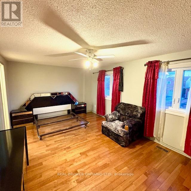 63 Acadian Heights, Brampton, Ontario  L6Y 4H3 - Photo 14 - W12602330