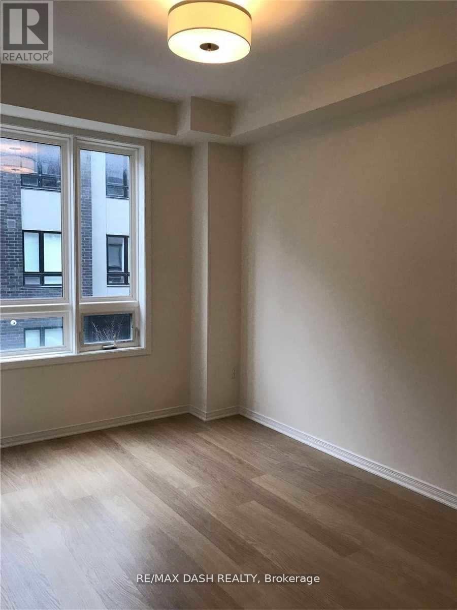 204 - 1130 Briar Hill Avenue, Toronto, Ontario  M6B 0A9 - Photo 5 - W12602336