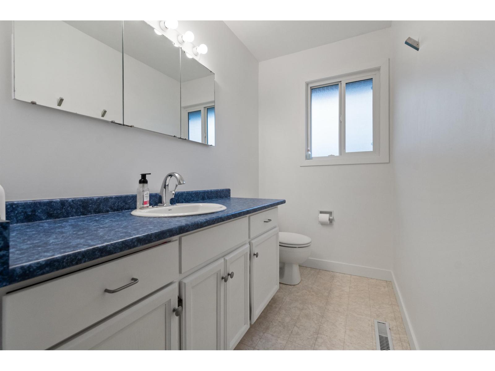 8750 Butchart Street, Chilliwack Proper South, Chilliwack, British Columbia V2P 5S3 - Photo 24 - R3072234