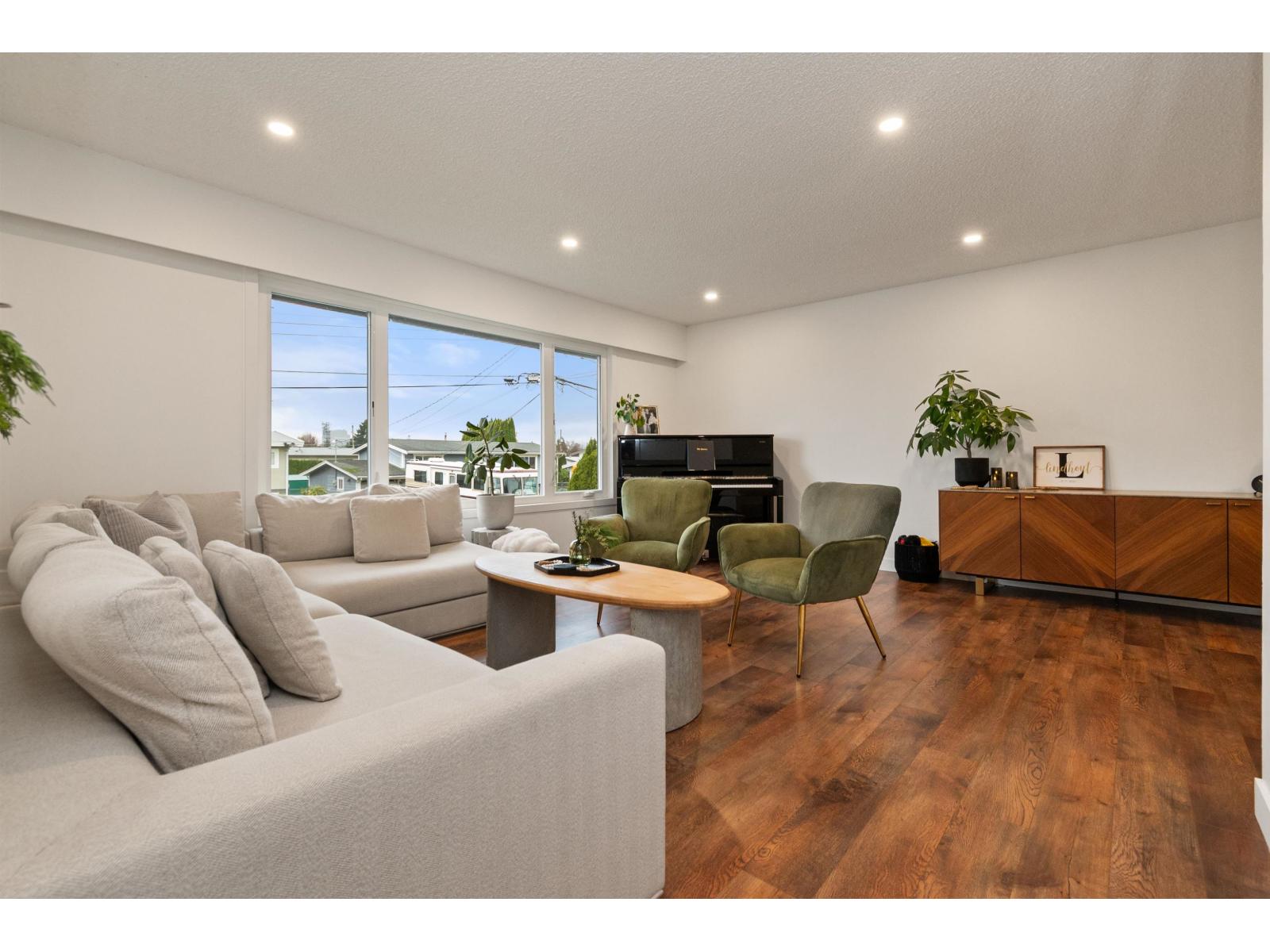 8750 Butchart Street, Chilliwack Proper South, Chilliwack, British Columbia V2P 5S3 - Photo 14 - R3072234