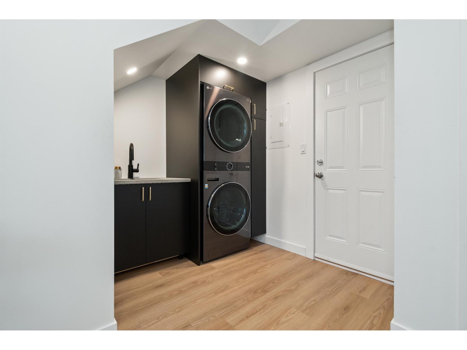 8750 Butchart Street, Chilliwack Proper South, Chilliwack, British Columbia V2P 5S3 - Photo 5 - R3072234