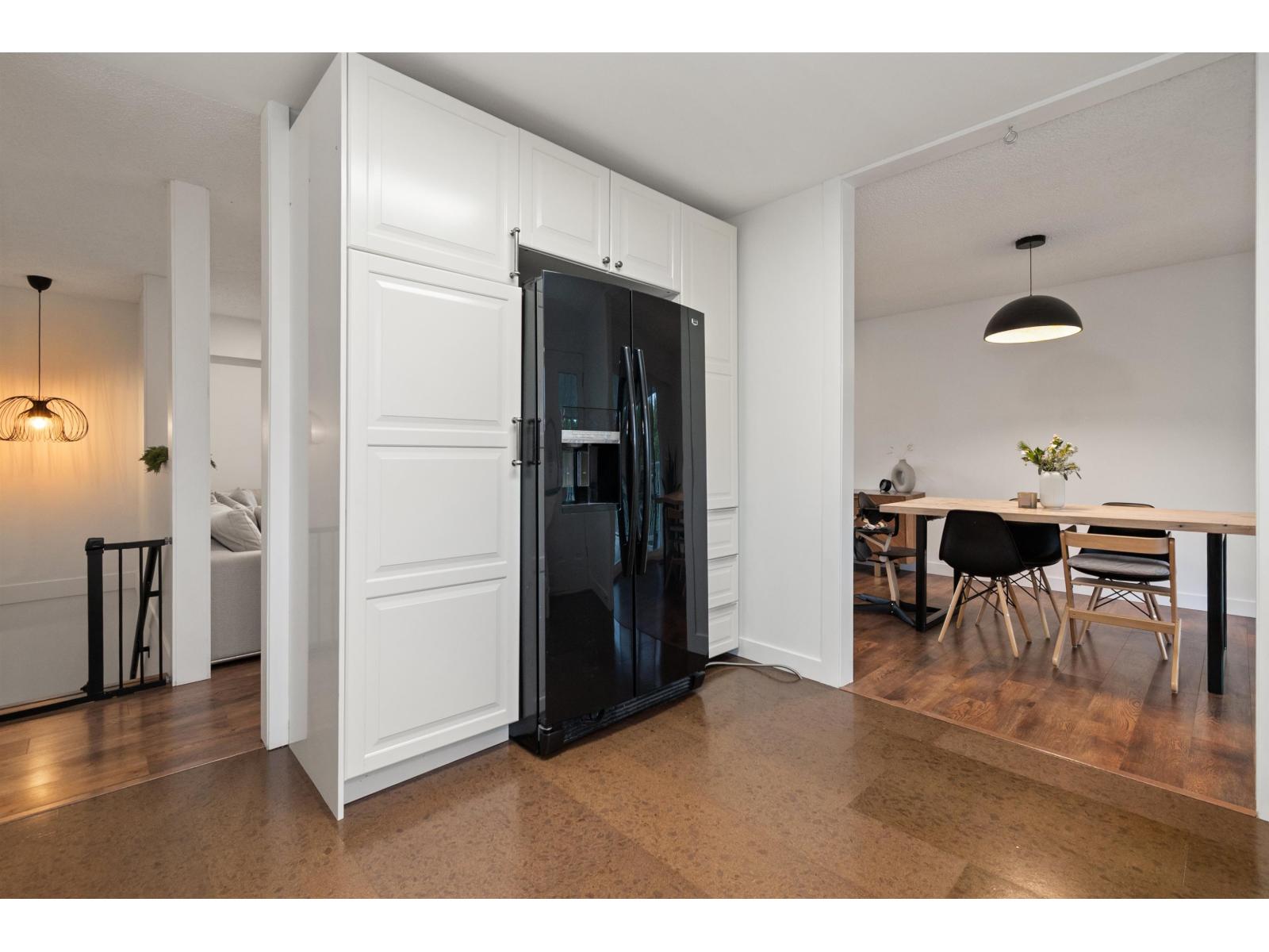 8750 Butchart Street, Chilliwack Proper South, Chilliwack, British Columbia V2P 5S3 - Photo 10 - R3072234