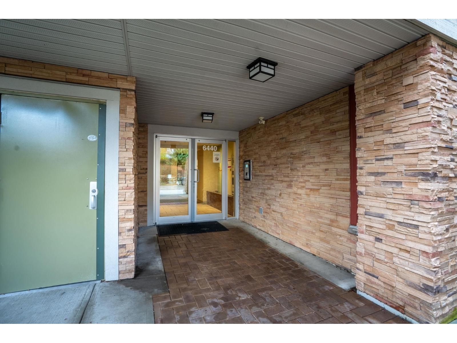 413 6440 194 Street, Surrey, British Columbia  V4N 6J7 - Photo 24 - R3072035