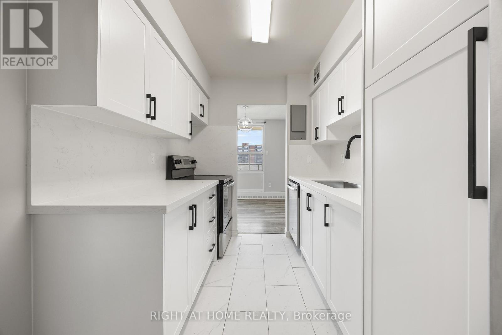 808 - 1966 Main Street W, Hamilton, Ontario L8S 1J6 - Photo 15 - X12601872