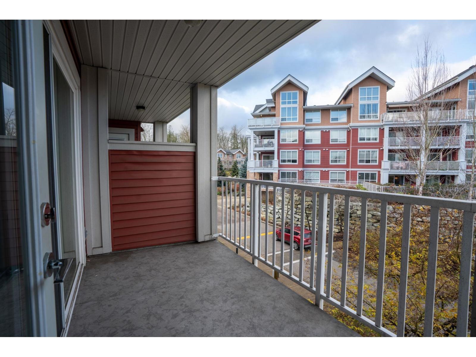 413 6440 194 Street, Surrey, British Columbia  V4N 6J7 - Photo 25 - R3072035