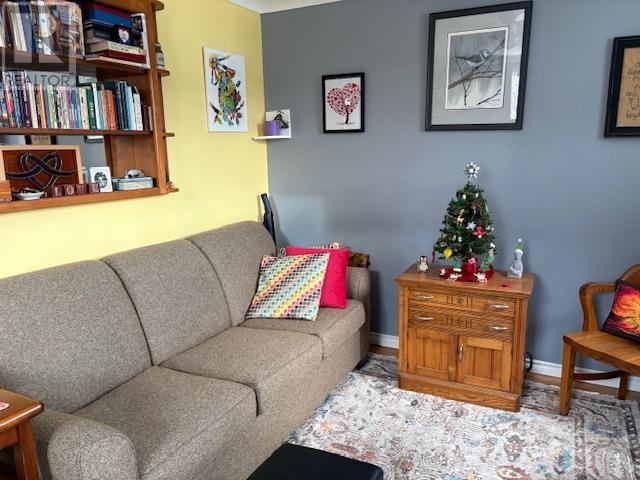 411 Southern Ave, Thunder Bay, Ontario  P7C 2T8 - Photo 6 - TB253595