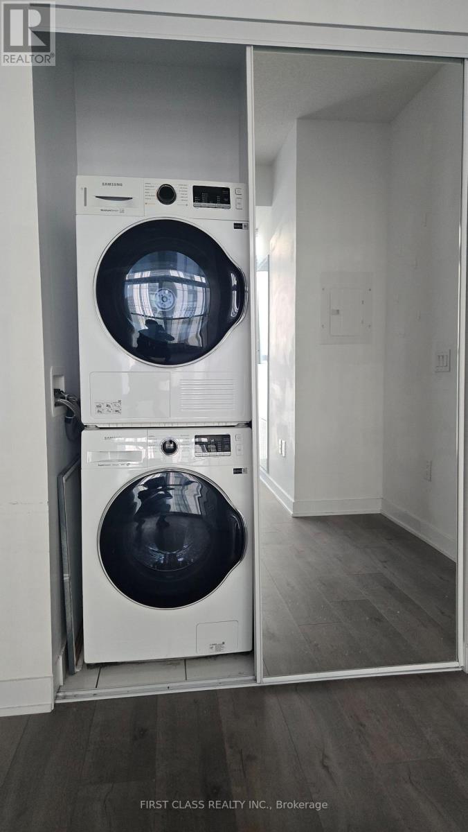 603 - 10 Honeycrisp Crescent, Vaughan, Ontario  L4K 0M7 - Photo 8 - N12470603