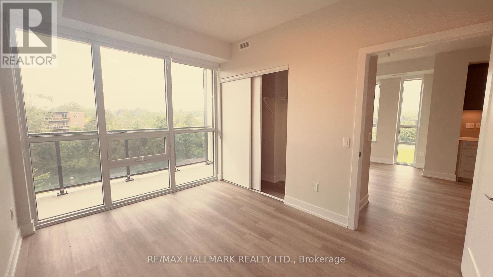 422 - 41 Johnson Street, Barrie, Ontario L4M 0L6 - Photo 13 - S12475370