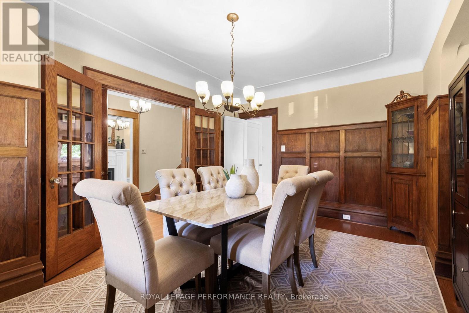 345 Third Avenue, Ottawa, Ontario  K1S 2K4 - Photo 11 - X12602456