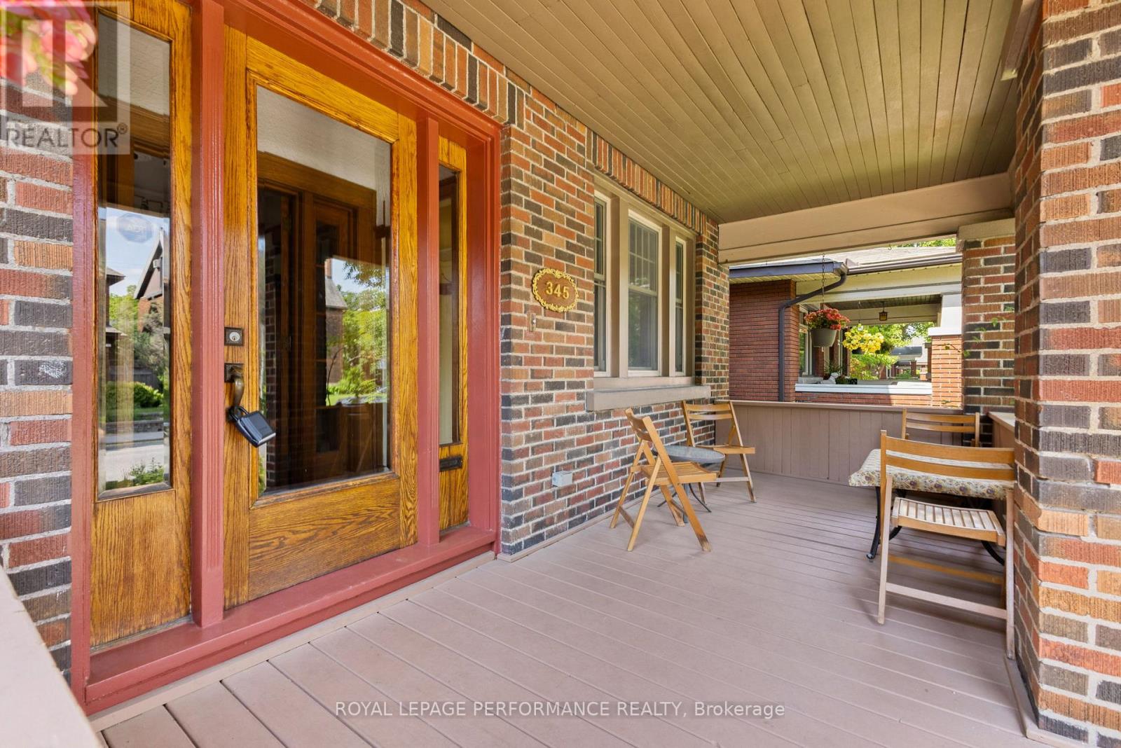 345 Third Avenue, Ottawa, Ontario  K1S 2K4 - Photo 3 - X12602456