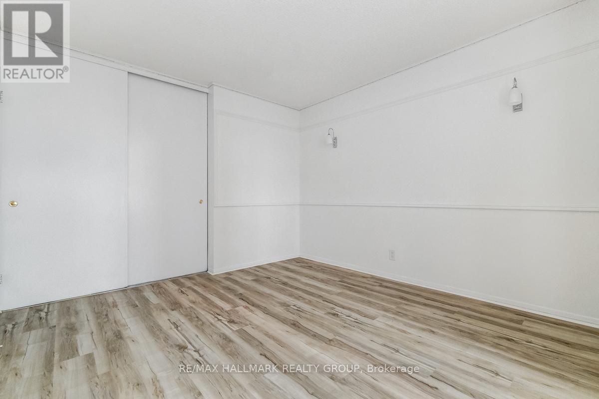 812 - 515 St Laurent Boulevard, Ottawa, Ontario  K1K 2X5 - Photo 15 - X12602502