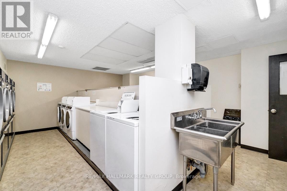 812 - 515 St Laurent Boulevard, Ottawa, Ontario  K1K 2X5 - Photo 23 - X12602502