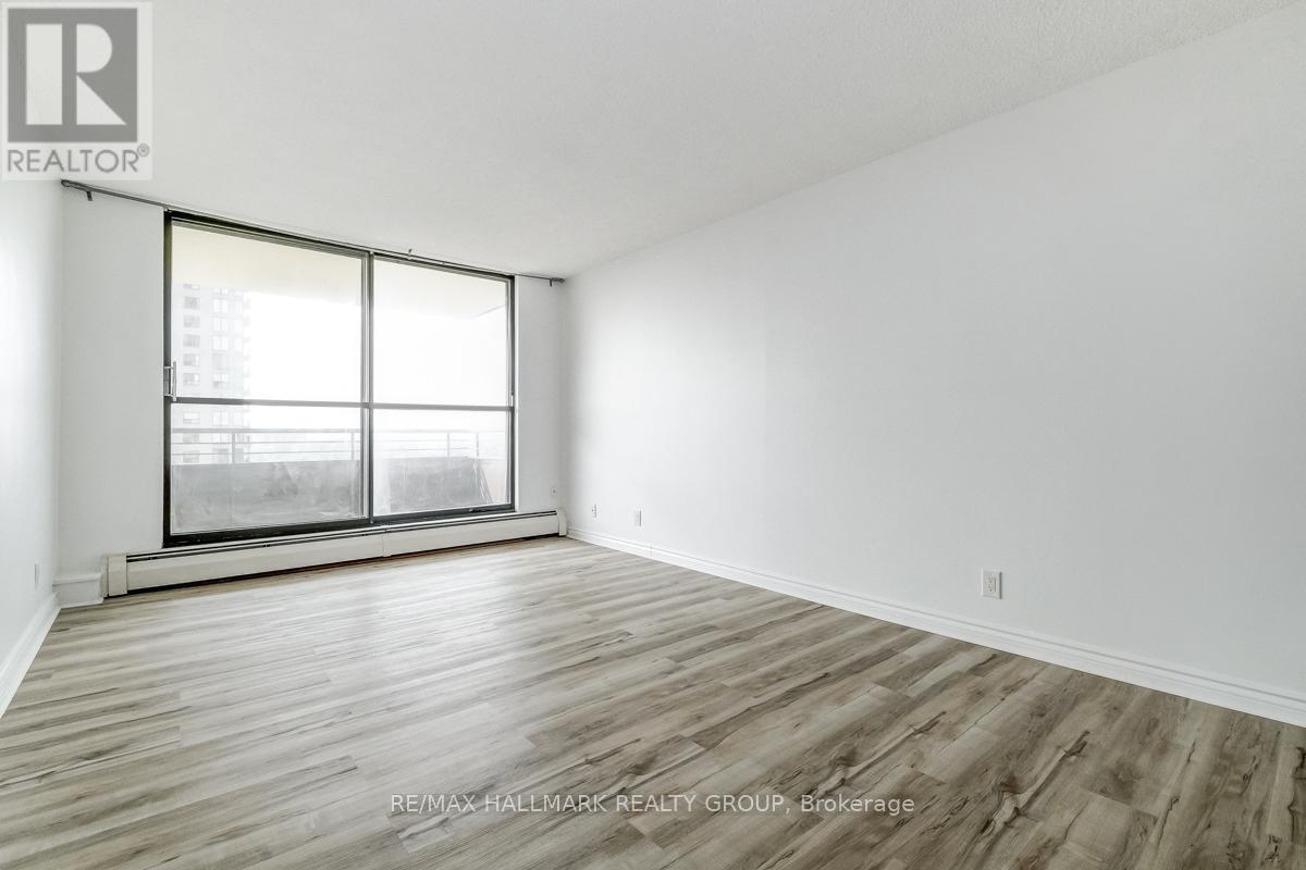 812 - 515 St Laurent Boulevard, Ottawa, Ontario  K1K 2X5 - Photo 9 - X12602502