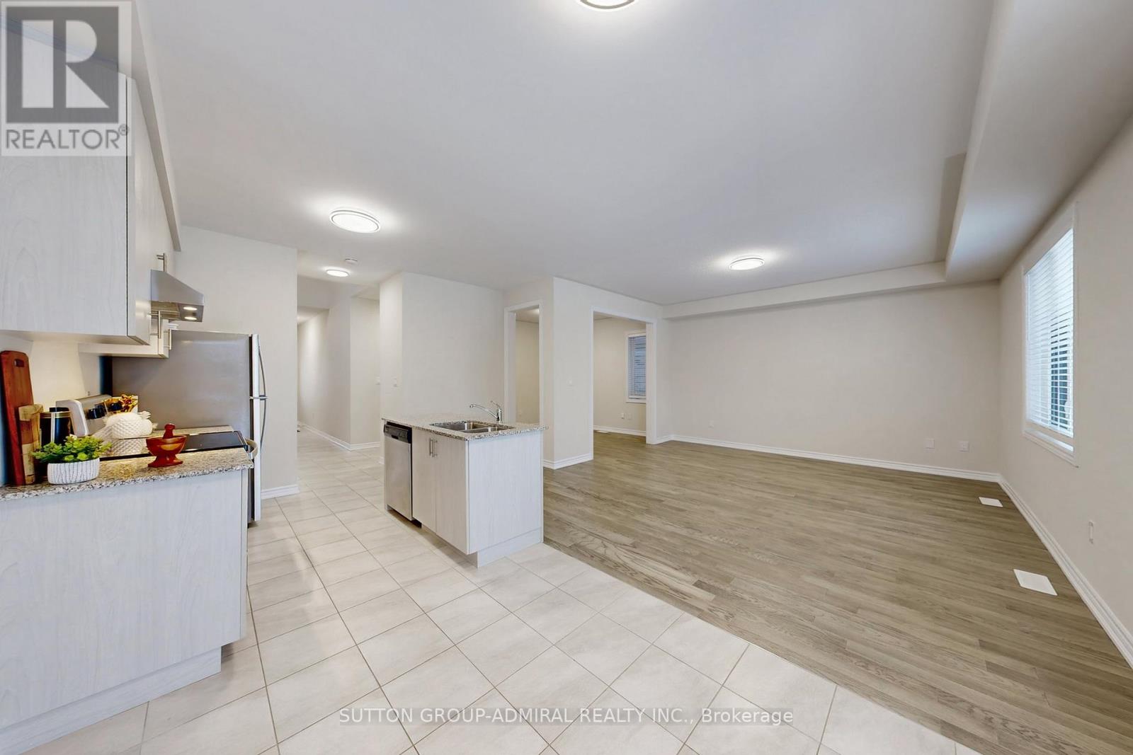 36 Hillcroft Way, Kawartha Lakes, Ontario  K0M 1A0 - Photo 18 - X12602340