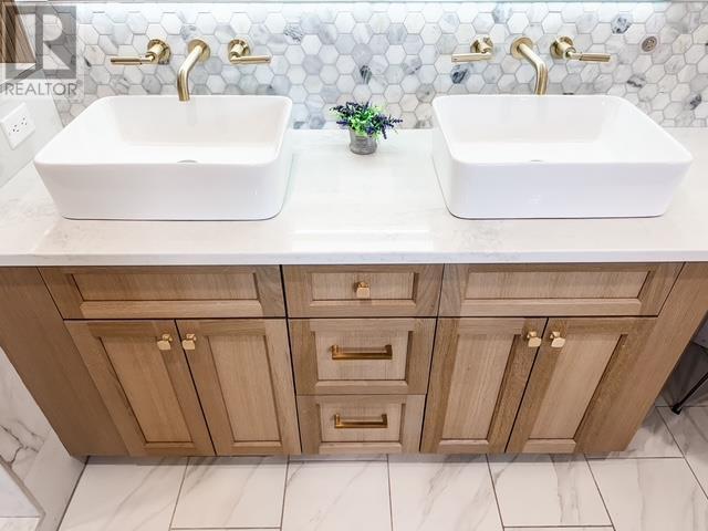 2105 Foothill Dr, Thunder Bay, Ontario  P7J 0L1 - Photo 17 - TB253619