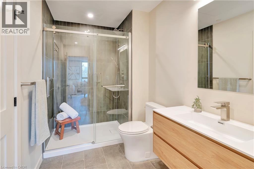 4390 Hillview Drive Unit# 202, Beamsville, Ontario L0R 1B1 - Photo 8 - 40792253