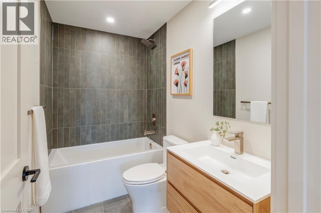 4390 Hillview Drive Unit# 201, Beamsville, Ontario  L0R 1B1 - Photo 10 - 40792250