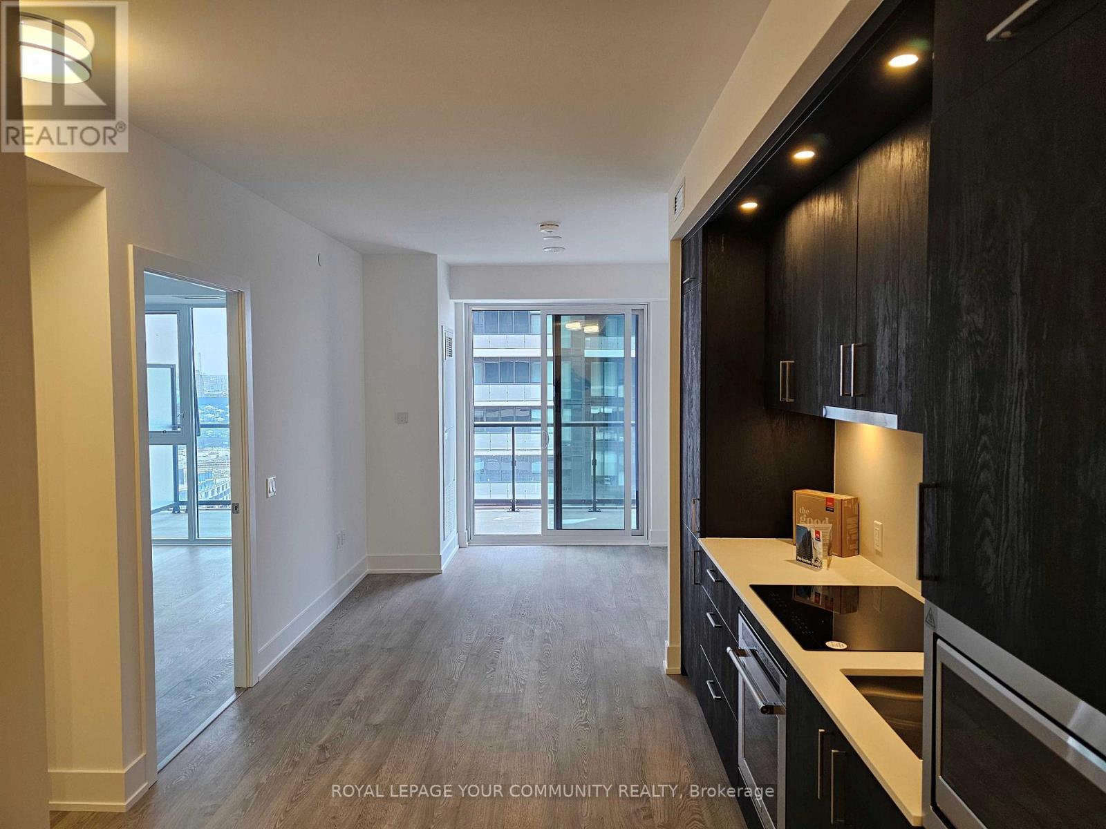 2305 - 10 Inn On The Park Drive, Toronto (Banbury-Don Mills), Ontario  M3C 0P9 - Photo 4 - C12602416