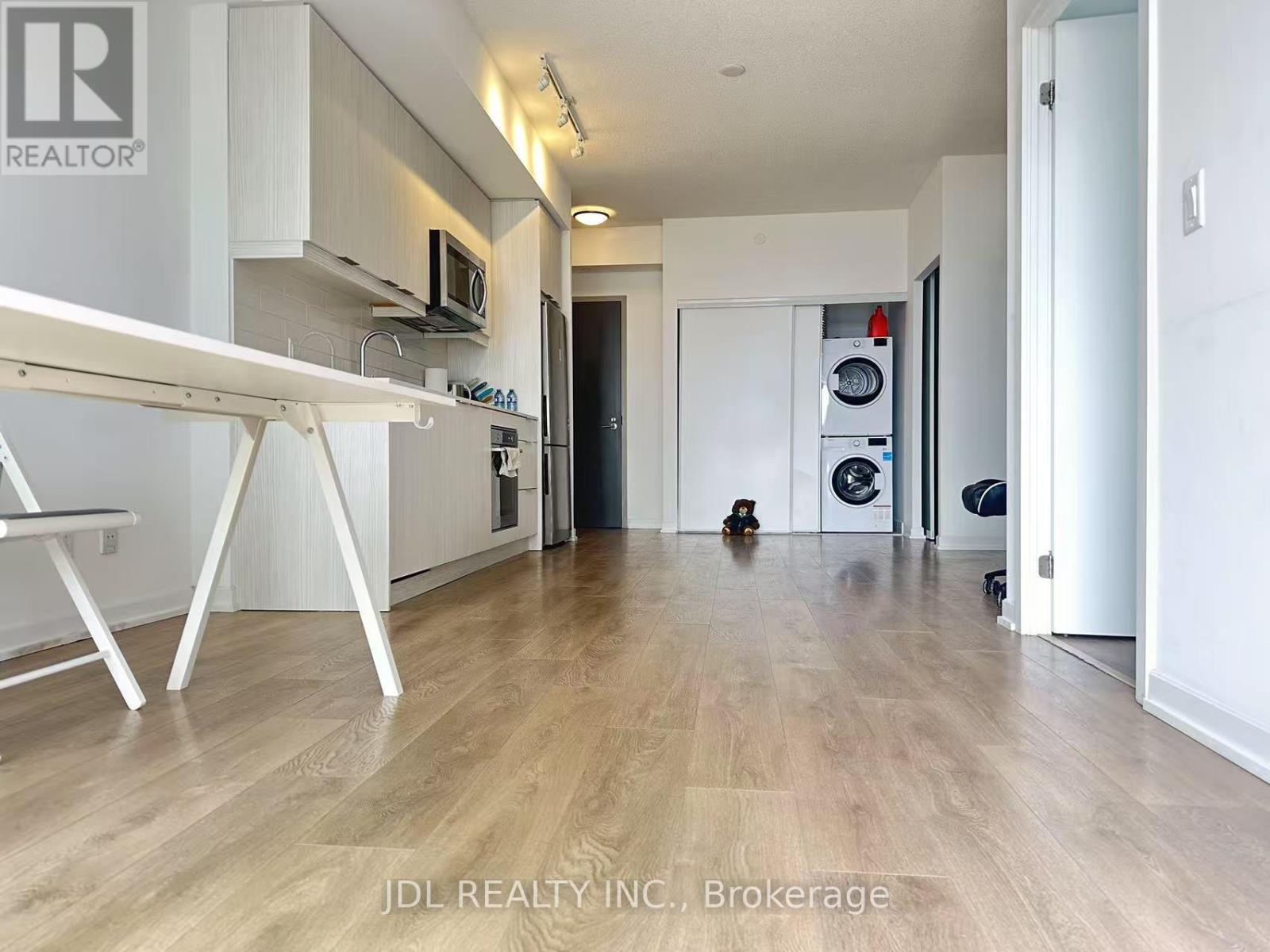 901 - 36 Forest Manor Street, Toronto, Ontario  M2J 1M5 - Photo 3 - C12602428