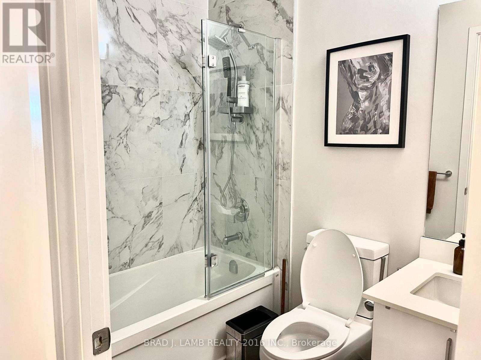 327 - 20 Bruyeres Mews, Toronto, Ontario  M5V 0G8 - Photo 11 - C12602452