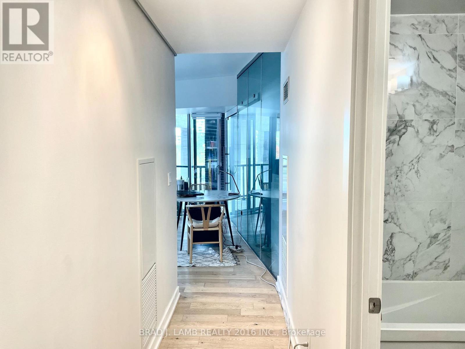 327 - 20 Bruyeres Mews, Toronto, Ontario  M5V 0G8 - Photo 17 - C12602452