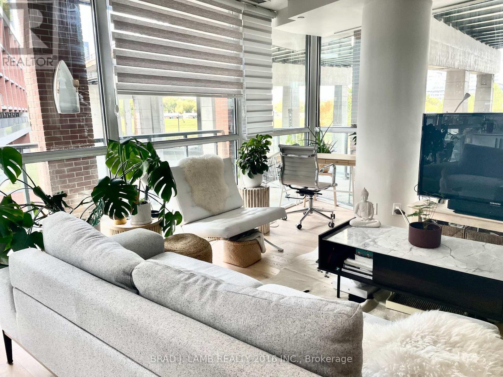 327 - 20 Bruyeres Mews, Toronto, Ontario  M5V 0G8 - Photo 21 - C12602452