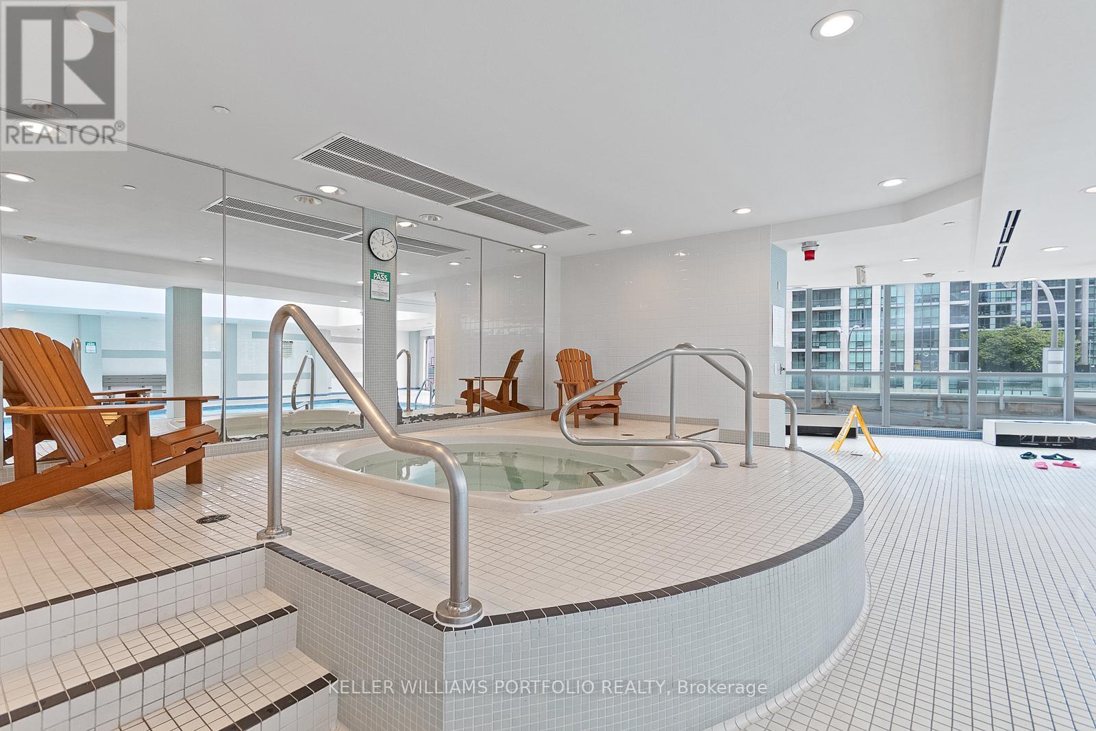 1104 - 18 Yonge Street, Toronto, Ontario  M5E 1Z8 - Photo 22 - C12602470