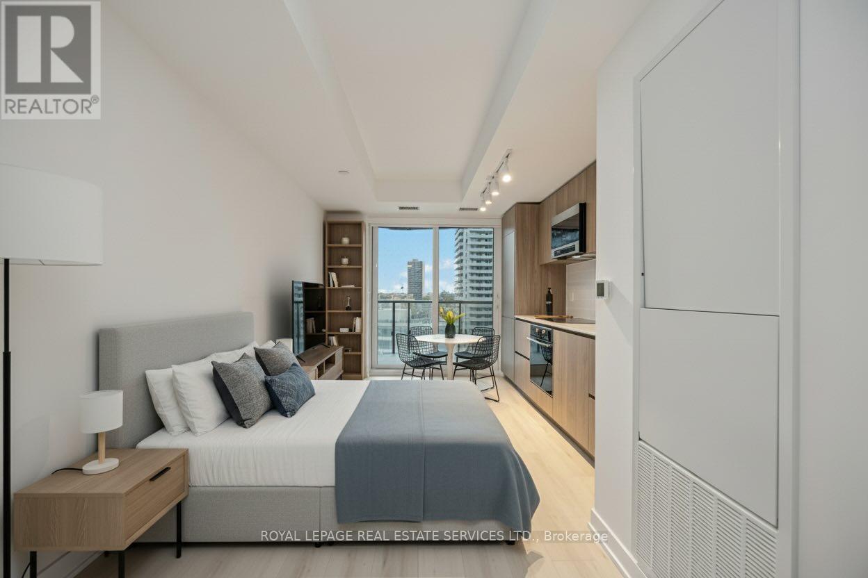 1011 - 120 Broadway Avenue, Toronto, Ontario  M4P 0E9 - Photo 9 - C12602472