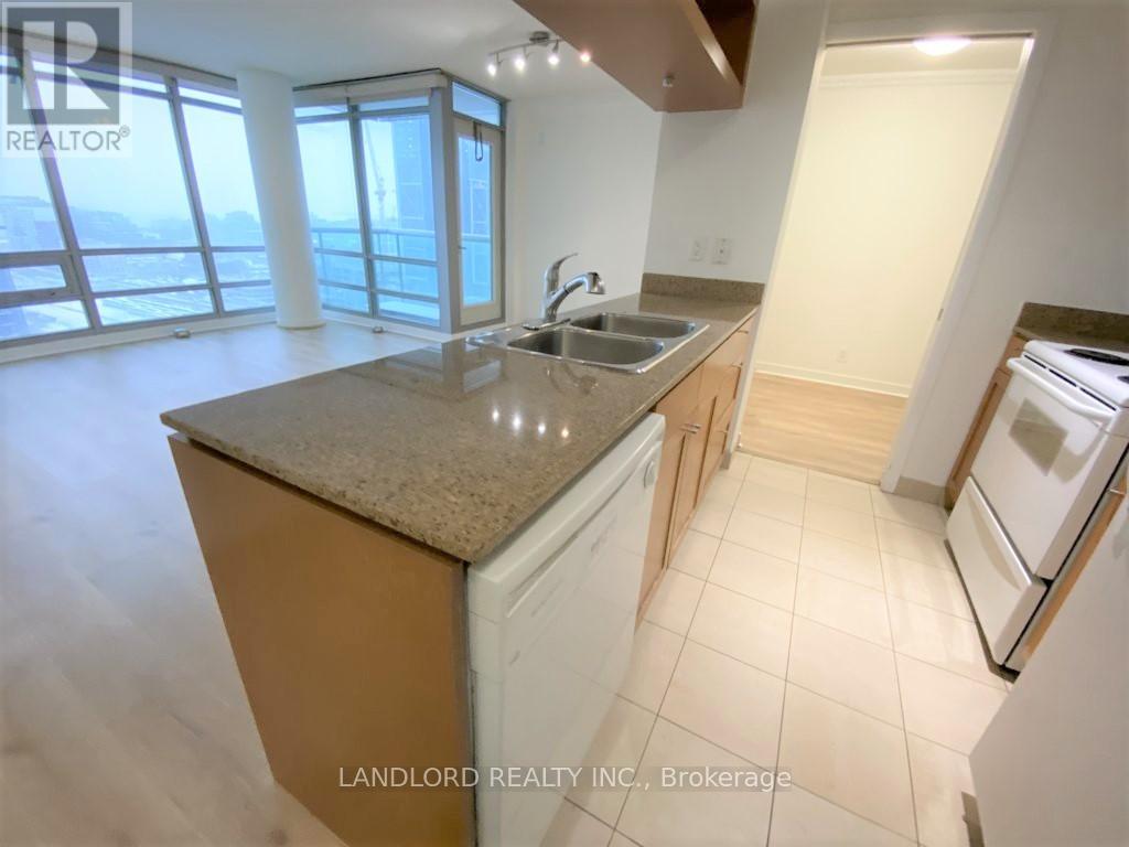 2808 - 81 Navy Wharf Court, Toronto, Ontario  M5V 3S2 - Photo 7 - C12602530