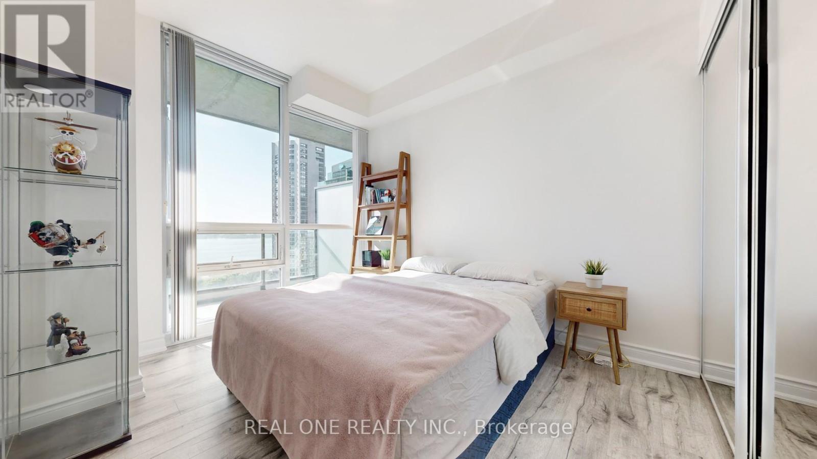 1708 - 33 Bay Street, Toronto, Ontario  M5J 2Z3 - Photo 24 - C12602586